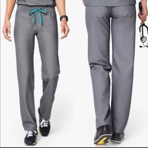 Figs Livingston graphite size small nurses scrubs - Picture 1 of 8